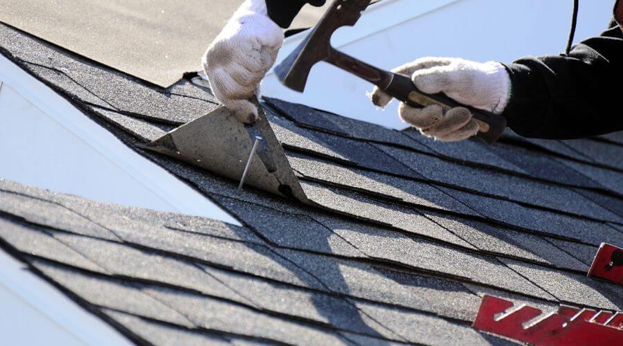 Expert Emergency Roof Repairs services in Minneola, KS